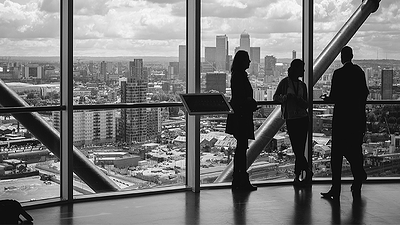 B2B Buying Process - How to Reach Your B2B Buyers Effectively - Featured Image