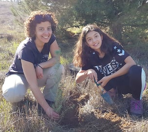 Sandra-and-Andrea-Tree-planting